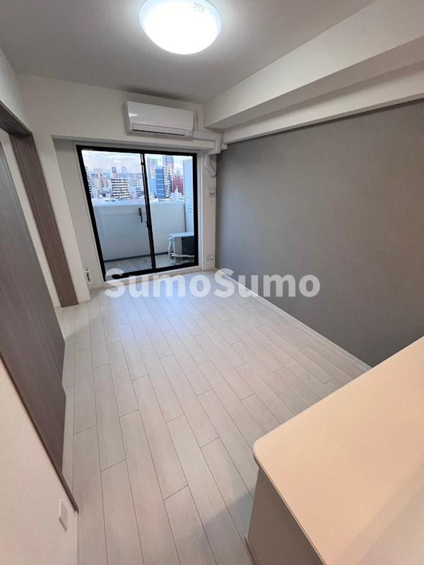 スプランディッド難波キャトルの居間・リビング