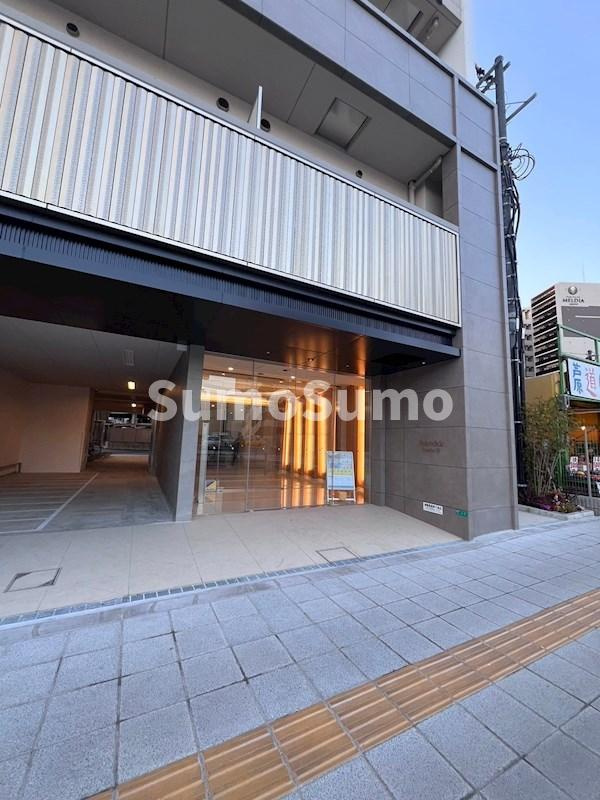 スプランディッド難波キャトルのエントランス