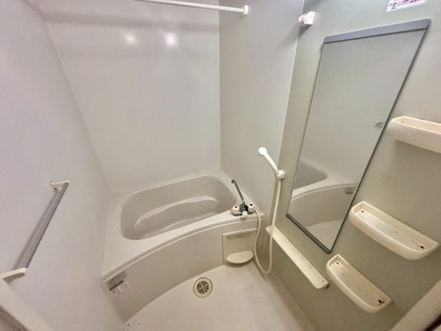 メゾンプラシードⅠの浴室