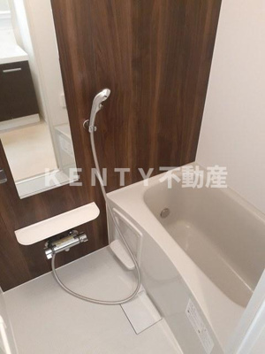 【浴室】 | ラ・プルメリア | 落ち着いた空間のお風呂です