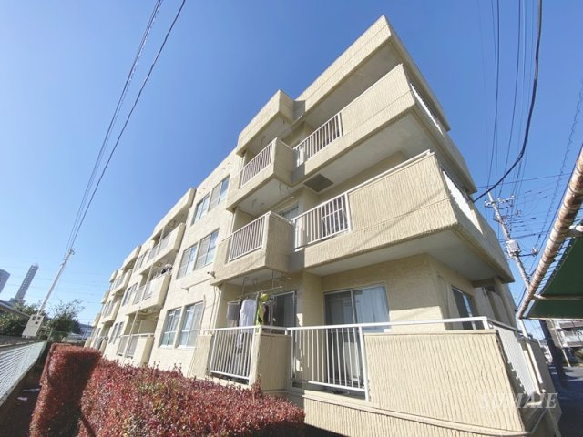 コミネマンション