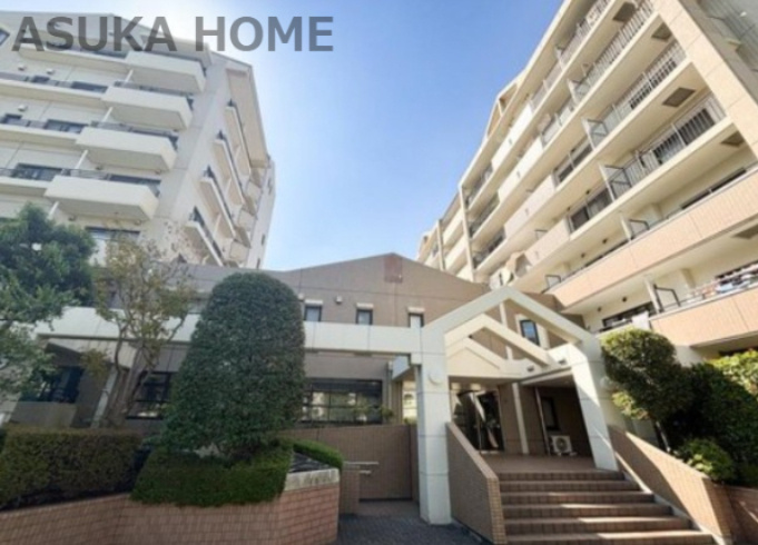 新山下ベイシティ６号棟　の外観