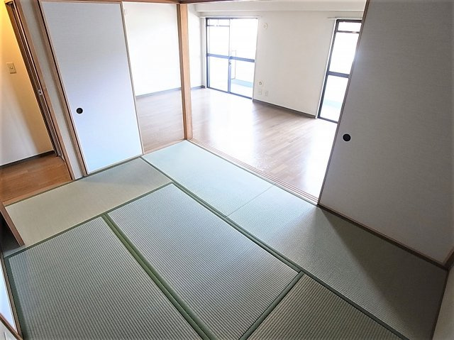 サンライズ明和の内装|和室も綺麗ですね