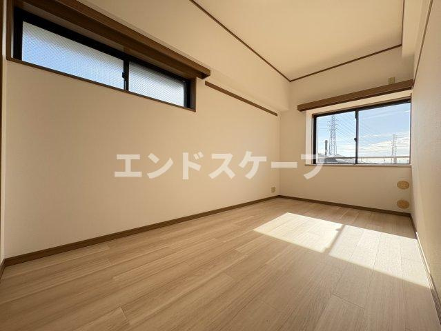 T-one MIYAHARA East Aの居間・リビング|高崎、前橋、伊勢崎エリアのお部屋探しはエンドスケープまで！お客様の理想お聞かせ下さい♪