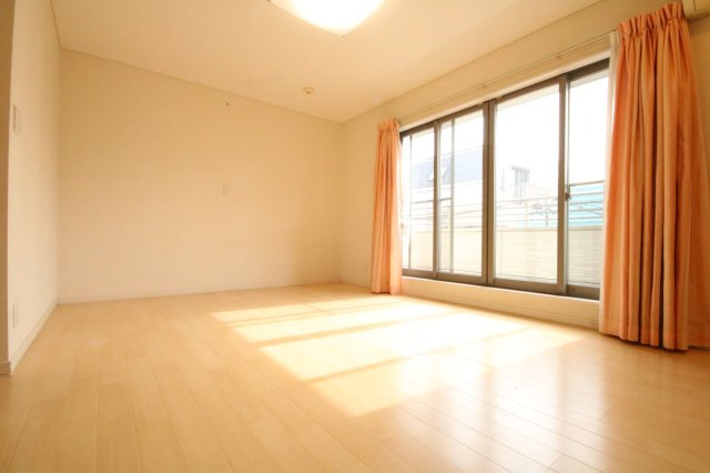 【居間・リビング】