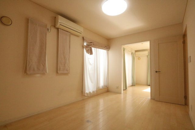 【居間・リビング】