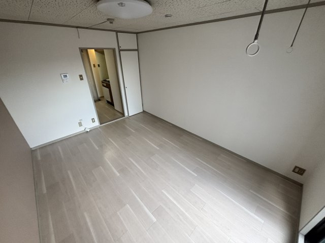 シティング六甲第一マンションの居間・リビング