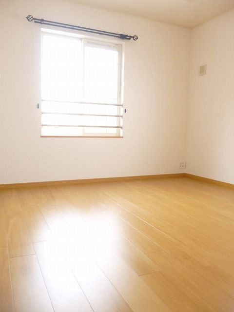 コンフォート　スクエアＣのその他