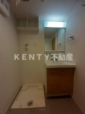 【洗面所】 | フィーカ蒲田 | 脱衣スペースもあります