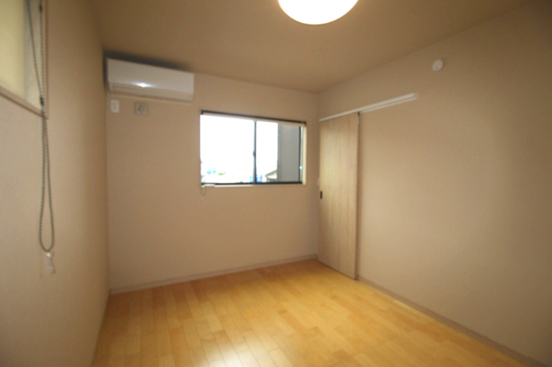 香美市土佐山田町旭町　中古戸建　【未入居物件】　モデルハウスの寝室|2Ｆ　南東の部屋　6.0帖