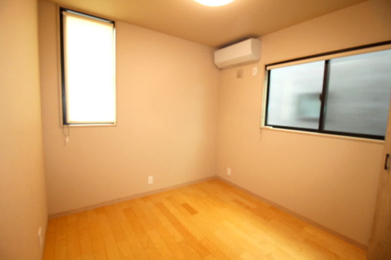 香美市土佐山田町旭町　中古戸建　【未入居物件】　モデルハウスの洋室|2Ｆ　北東の部屋　4.5帖