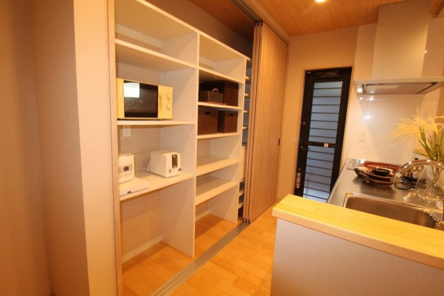 香美市土佐山田町旭町　中古戸建　【未入居物件】　モデルハウスのその他|キッチン