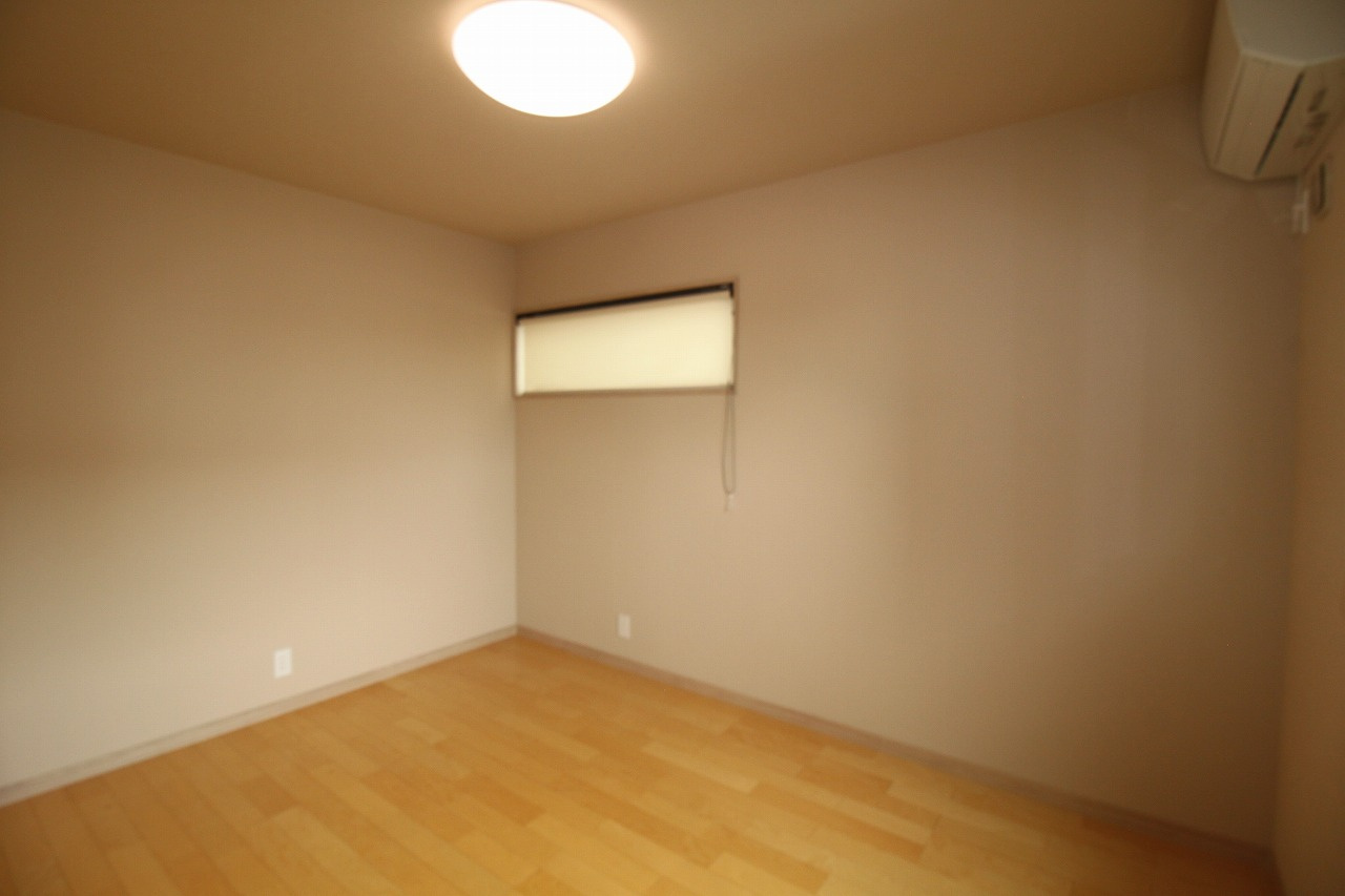 香美市土佐山田町旭町　中古戸建　【未入居物件】　モデルハウスの寝室|2Ｆ　南東の部屋　6.0帖
