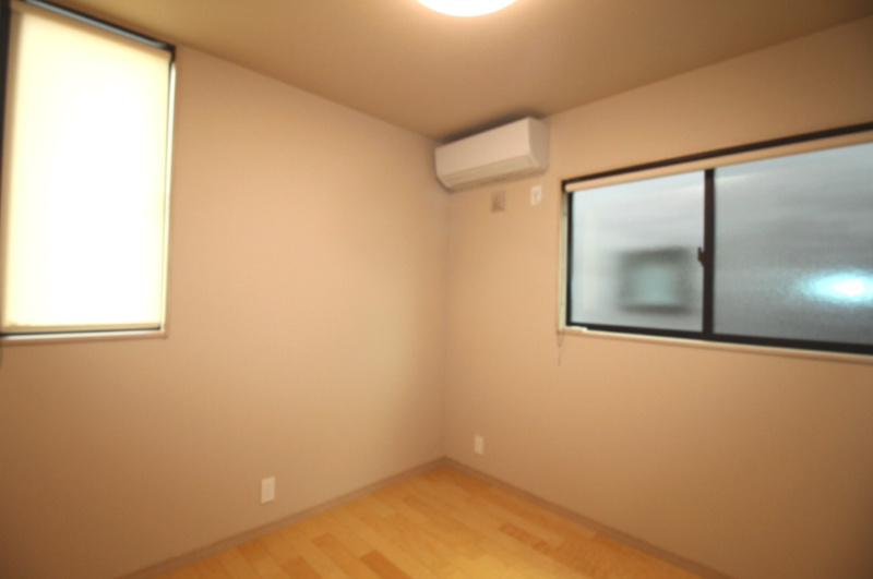 香美市土佐山田町旭町　中古戸建　【未入居物件】　モデルハウスの洋室|2Ｆ　北東の部屋　4.5帖