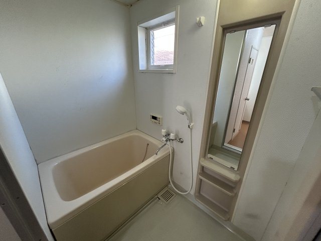 トゥインクル吉田C棟の浴室|お風呂です