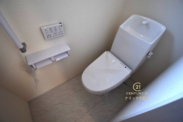 リーブルガーデン  水戸内原町　第12　1のトイレ|１階と２階、２ヶ所に清潔なトイレ。
毎日使う空間と機能だから、いつまでも清潔なスペースであってほしいのがトイレです。