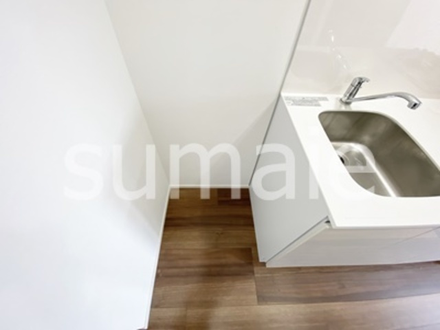 クオリタス田端の居間・リビング|冷蔵庫置き場です☆