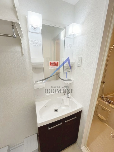 AZEST柴又の洗面所|洗面台です。