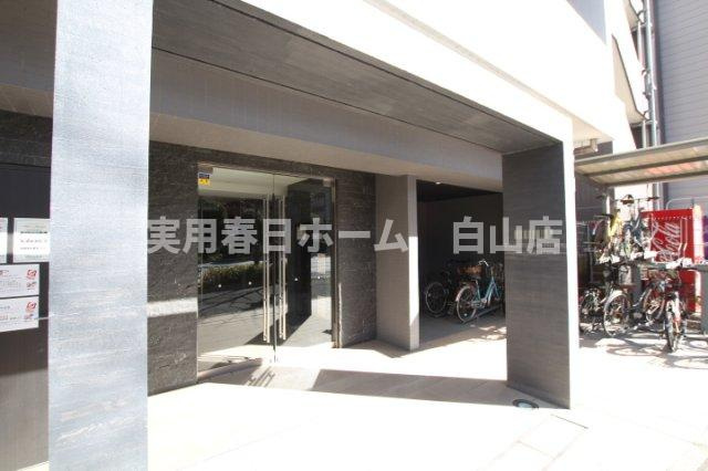 【エントランス】