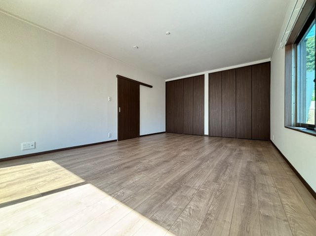 【洋室】 | 北区龍田陳内4丁目