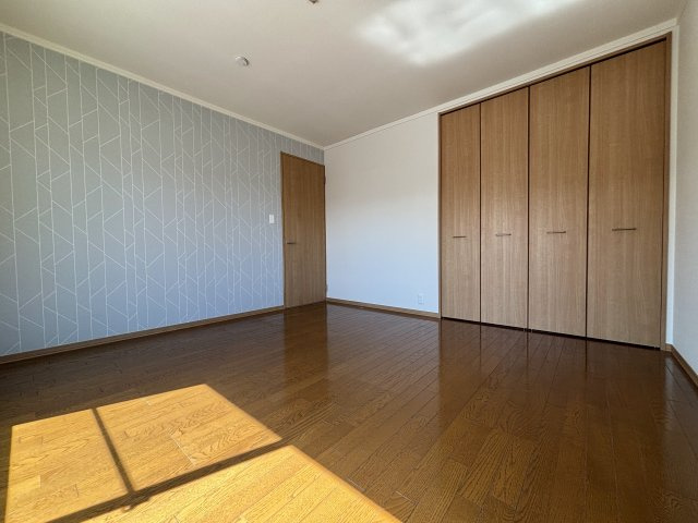 【洋室】 | 北区龍田陳内4丁目