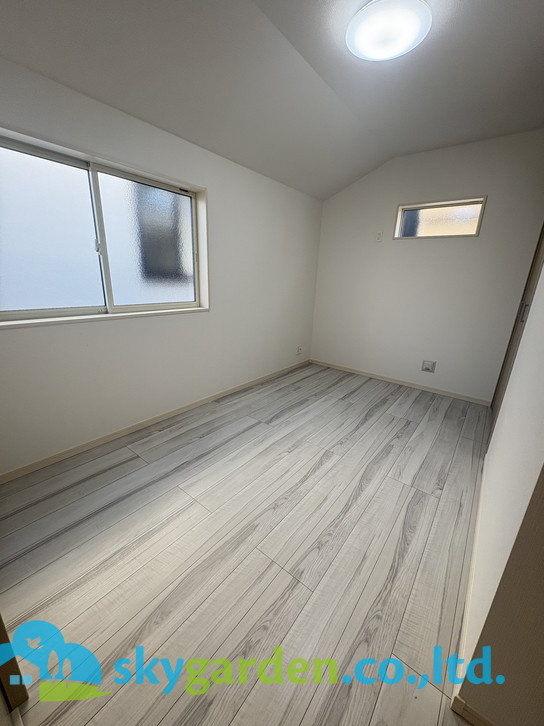 藤沢市鵠沼海岸7丁目　新築戸建　全3棟2号棟の子供部屋|子供部屋としても使い勝手の良いお部屋です