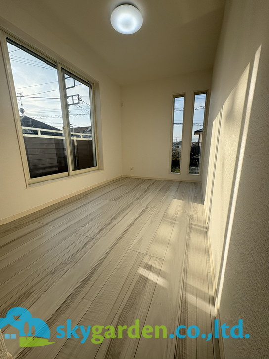 藤沢市鵠沼海岸7丁目　新築戸建　全3棟2号棟の洋室|スタンダードな洋室です