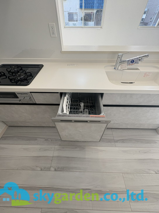 藤沢市鵠沼海岸7丁目　新築戸建　全3棟2号棟のキッチン|お料理しやすいキッチンです