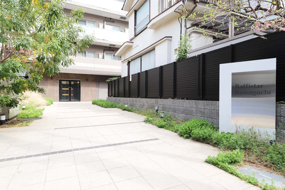 ラフィスタ川口の外観