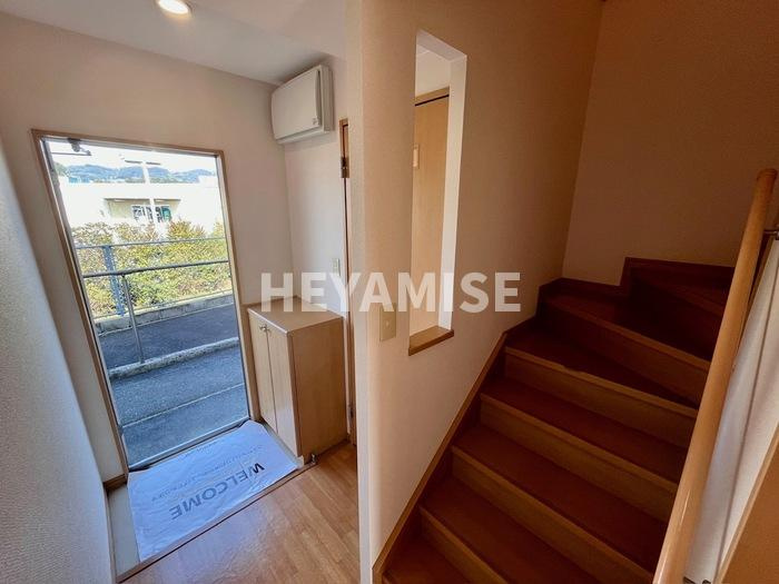 リースランド溝陸Aの玄関|※室内画像は類似物件のもの