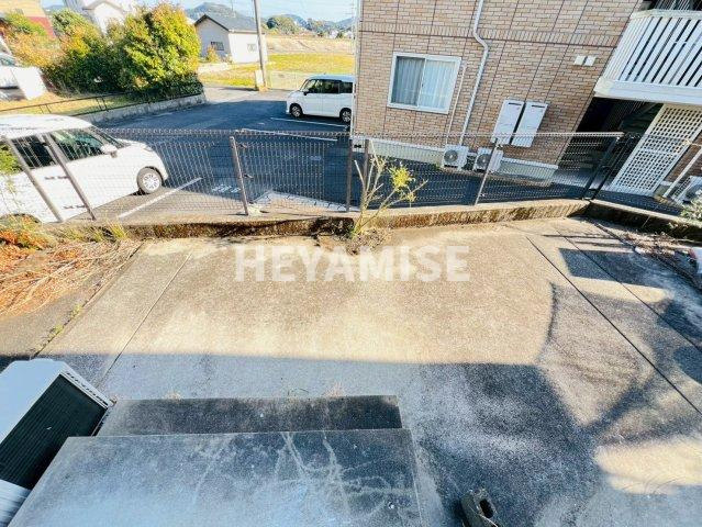 コンフォートたらみA棟の庭