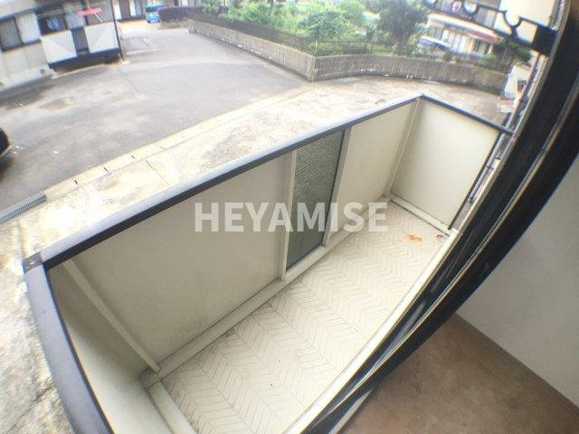 フォーレスト久山　B棟のバルコニー|※同物件反転タイプの写真でございます※現況を優先します※