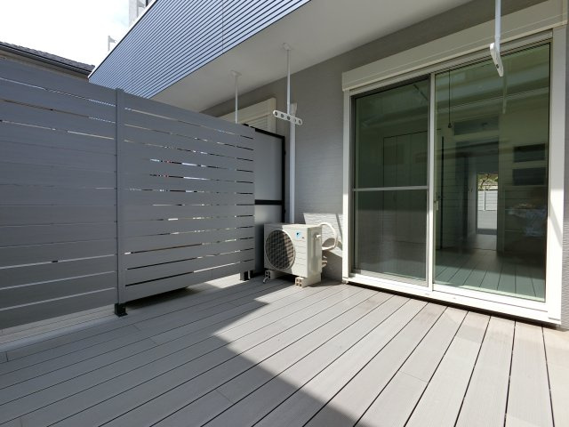 【バルコニー】