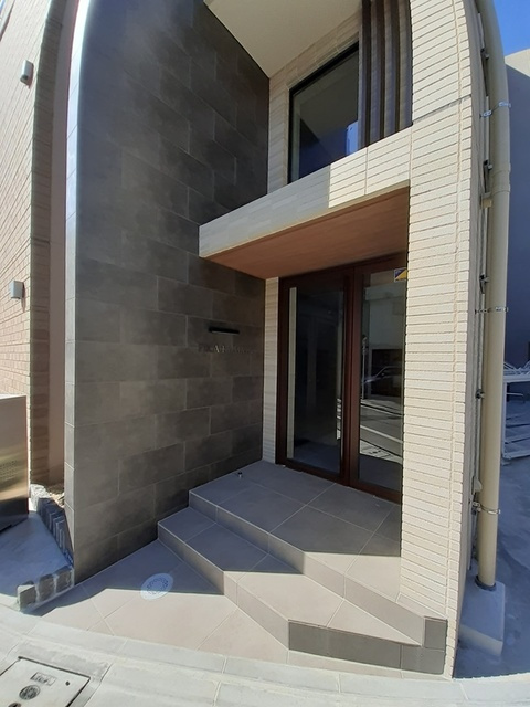 フィーカ蒲田のエントランス