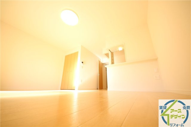 グランディール　サクラ　1番館の居間・リビング|※類似部屋