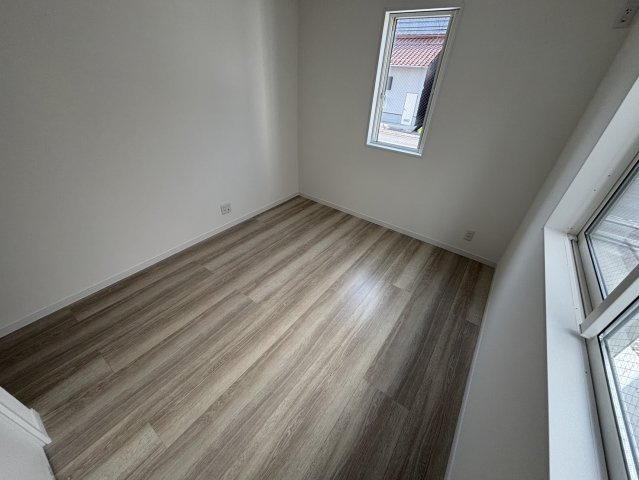 広島市南区宇品御幸１丁目の洋室