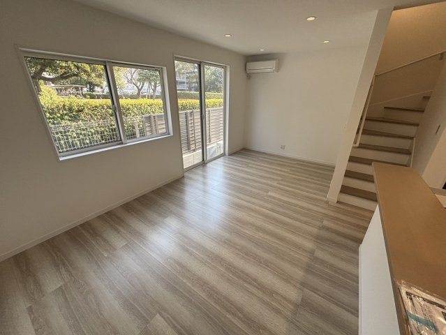 広島市南区宇品御幸１丁目の居間・リビング