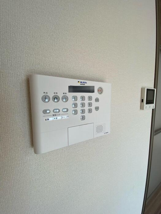 ル・コフレ深江橋のセキュリティ|同マンション別部屋：参考写真