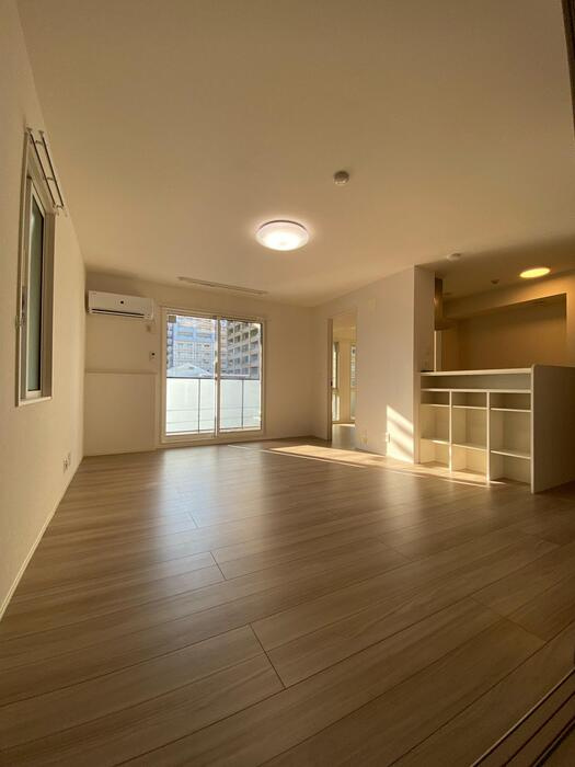 ル・コフレ深江橋の居間・リビング|同マンション別部屋：参考写真