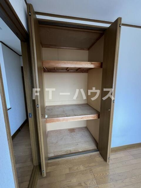 リナーハイツの収納