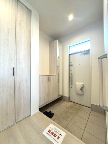 パティオ根来の玄関