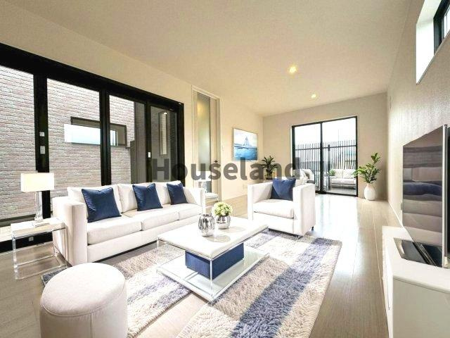 パティオ根来の居間・リビング