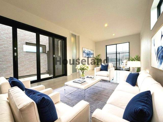 パティオ根来の居間・リビング