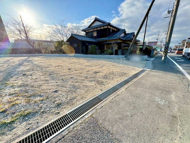 野洲市三上1号地　建築条件無し売土地の外観