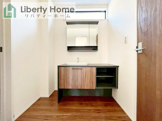 第2つくば市城山　新築戸建の独立洗面台