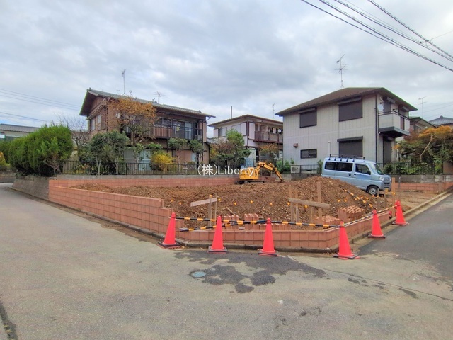 第2つくば市城山　新築戸建の前面道路含む現地写真