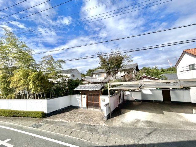 【中古戸建】安中市安中の外観|■外観｜土日のご見学はもちろん、平日・夜間のご案内も大歓迎です♪「今から見たい」や「仕事終わりに見たい」にもご対応できますのでお気軽にお問い合わせください♪