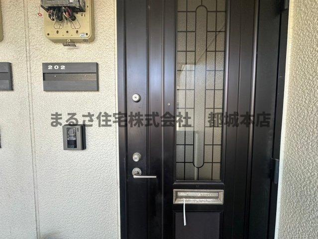 セジュールウエストのエントランス|B202の写真です