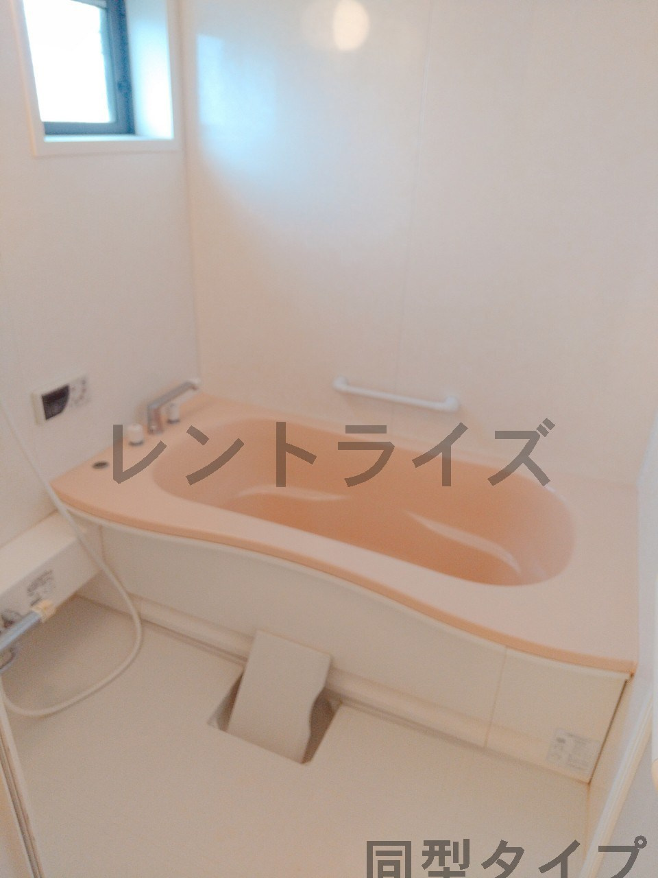 ファミール南山 Ｂの浴室