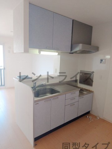 ファミール南山 Ｂのキッチン